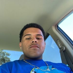 Meet your Posher, Daron